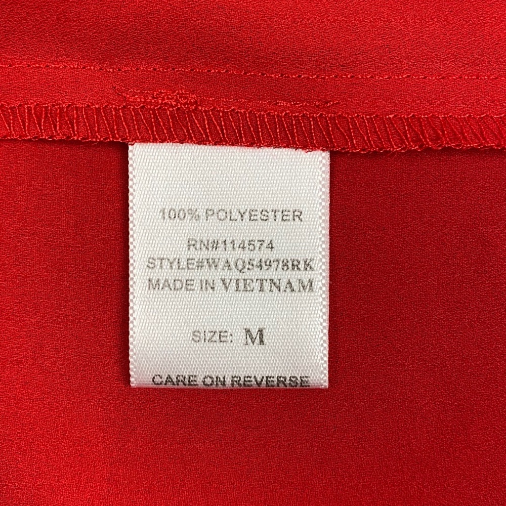 NWOT Bellatrix Sleeveless V Neck Blouse Cherry Red Size Medium - Picture 6 of 12